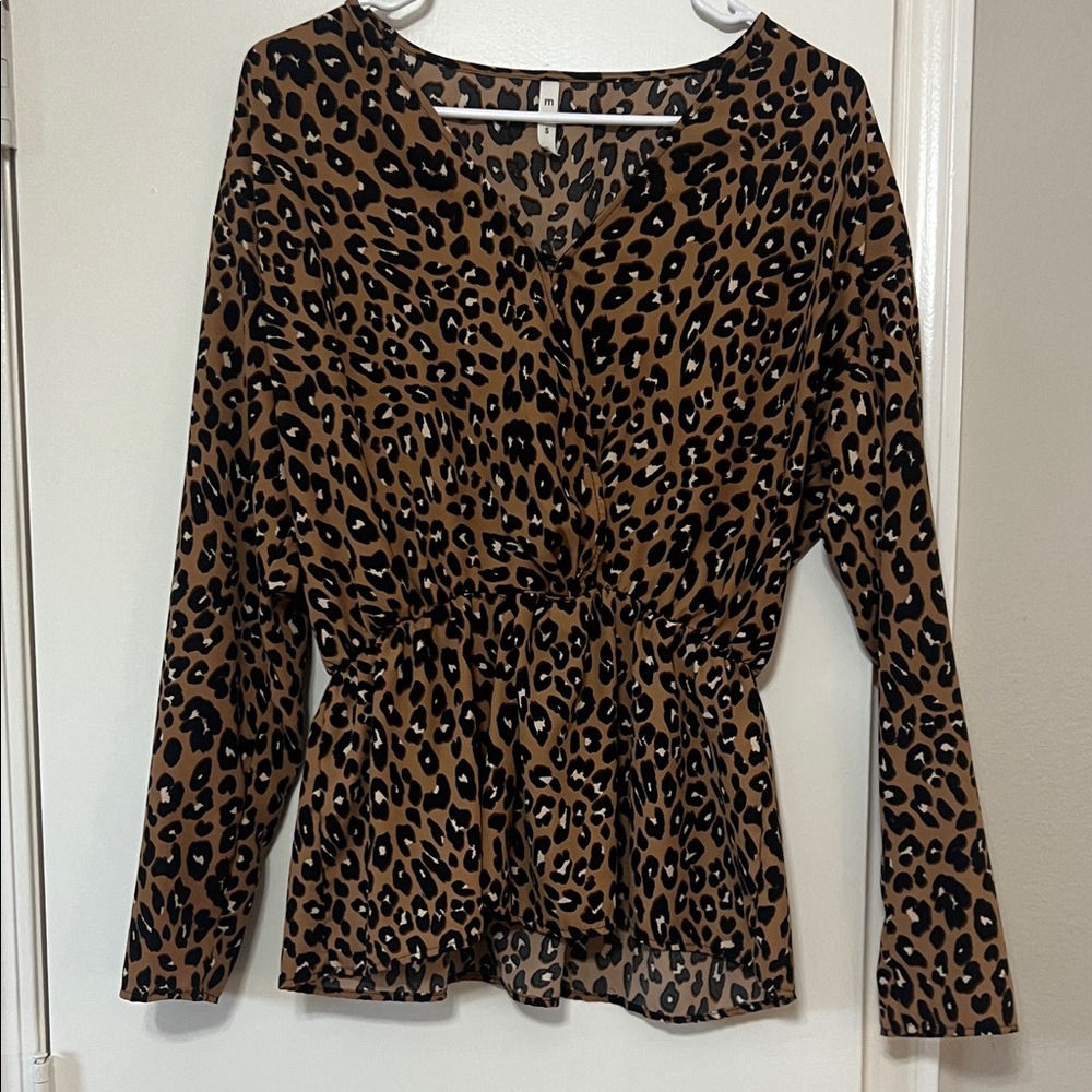 Leopard Print Long Sleeve Top